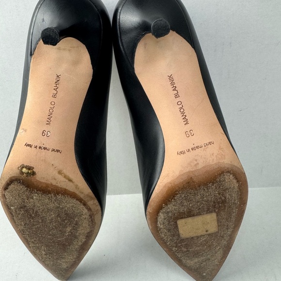 Manolo Blahnik Black Pointed Toe Heel Pumps Size 39. - Picture 7 of 8